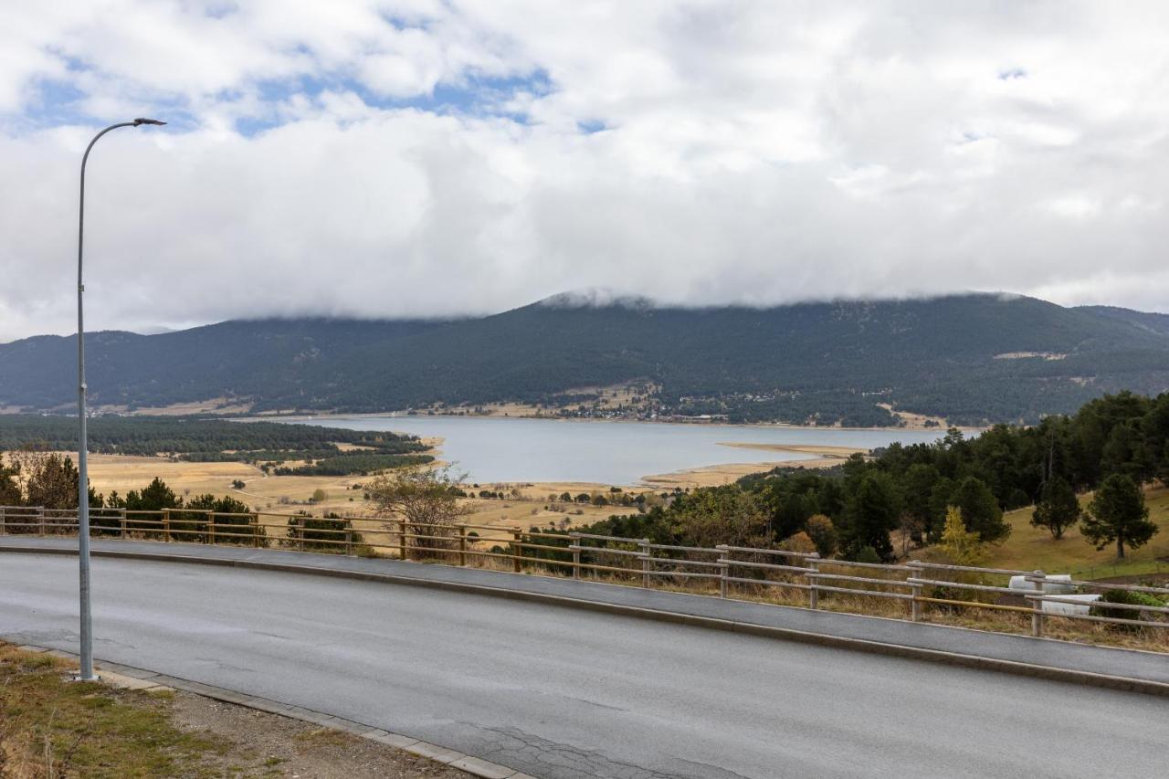 Apartamento Lac Et Montagne - Vue Sur Le Lac De Matemale Les Angles  Exterior foto